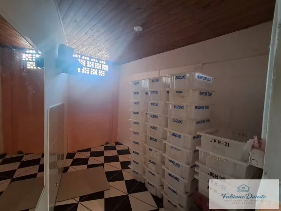 Vende-se ponto comercial localização perfeita