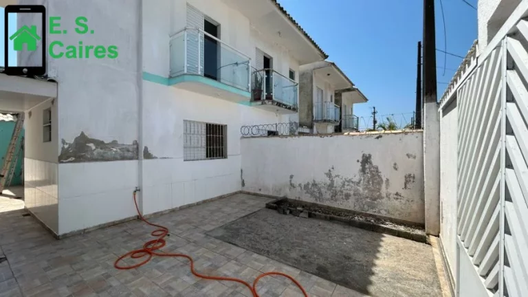 Imagem Oportunidade em Itanhaém  Sobrado a apenas 700m da praia