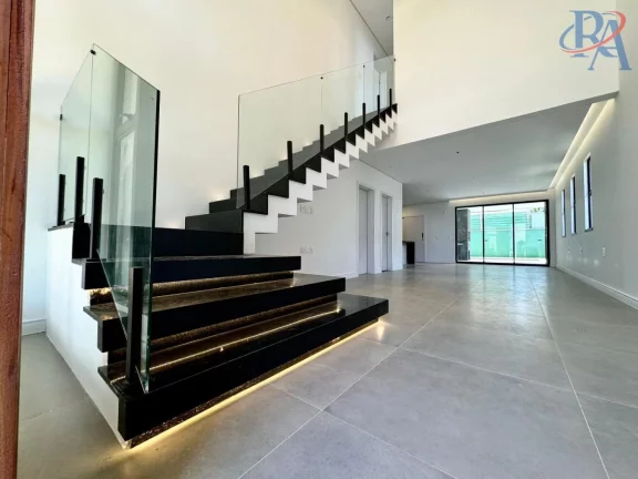 Imagem Casa para Venda em Eusébio, COITÉ, 4 dormitórios, 4 suítes, 5 banheiros, 4 vagas
