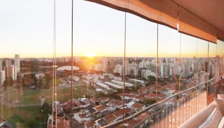 Imagem Apartamento 276M², 4Q, 3 Suítes, 6 Banheiros, 4 Vagas, 1 Lavabo, 1 por Andar, Academia, Brinquedoteca, Piscina, Piscina Coberta, Salão de Festas.