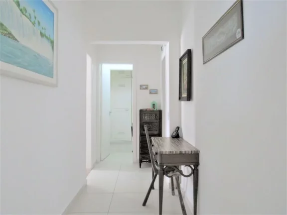 Imagem Cobertura com 4 dormitórios, 240 m² - A venda, Locação Anual ou Temporada - Pitangueiras - Guarujá/SP
