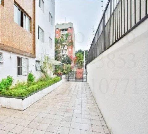Imagem Excelente Apartamento na Praça da Árvore
