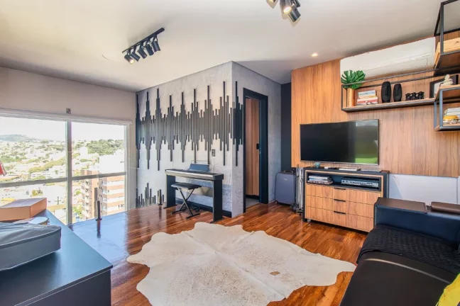 Imagem Cobertura à venda em Porto Alegre, Petrópolis, com 2 quartos, 129,91m2