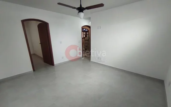 Imagem Apartamento linear em pavimento superior, 1 quarto, Palmeiras - Cabo Frio