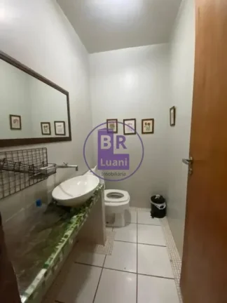 Imagem Linda e Espaçosa Casa situada no Jardim Higienópolis