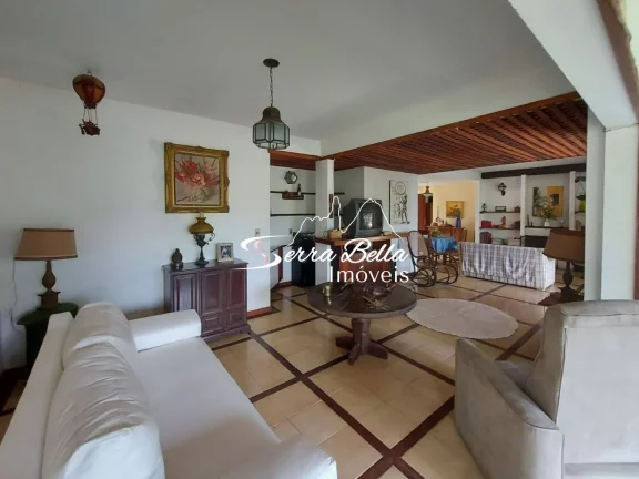 Imagem Casa com 5 dormitórios à venda, 354 m² por R$ 990.000,00 - Albuquerque - Teresópolis/RJ