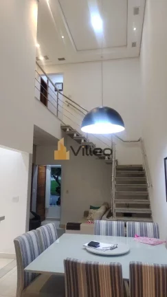 Imagem Descubra o privilégio de viver com conforto, segurança e requinte nesta residência única no Resi...