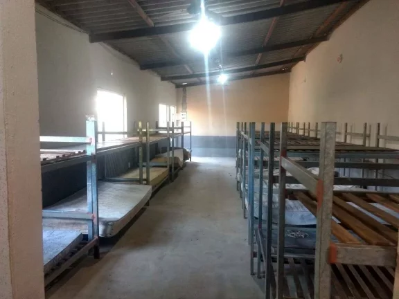 Imagem VENDE-SEE UM SITIO EM MACAÉ RJ. ATERRADO DO IMBURO.160.000M2