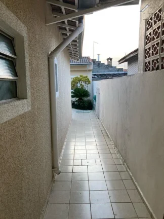 Imagem Linda Casa a Venda no Jardim Satélite com 3 quartos e sendo 1 suíte.