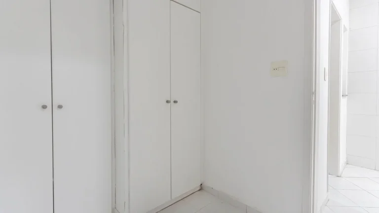 Imagem Apartamento Lagoa - 79M², 2 Dorms, 1 Suíte, 1 Vaga Demarcada, Armários.