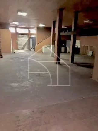 Imagem Vendo/ Alugo amplo imóvel comercial em Laranjeiras na Avenida Euclides da Cunha
