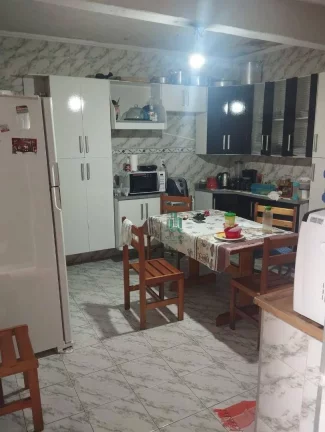 Imagem Sobrado com 2 dormitórios à venda, 132 m² por R$ 403.000,00 - Vila Barros - Guarulhos/SP