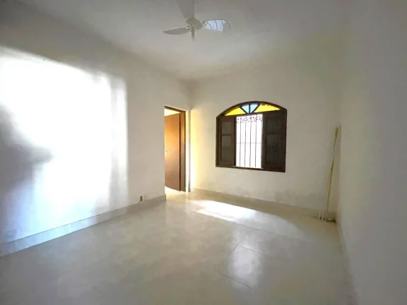 Imagem Casa á venda 2 dorm., Poiares, 248 m² terreno,R$420 mil-Caraguatatuba-SP