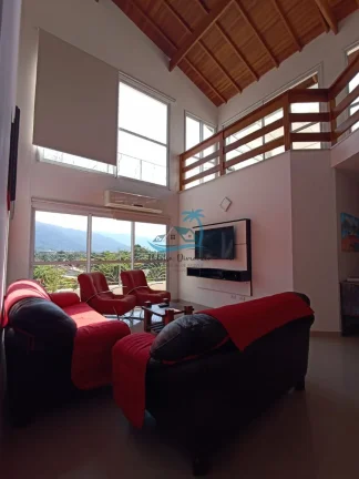 Imagem Magnífica cobertura duplex com 300m² e 4 dormitórios à venda em Ubatuba no Parque Vivamar.