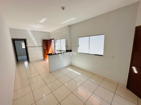 Imagem Linda Casa no Setor Maysa – 2 Quartos, Churrasqueira e Quintal Amplo