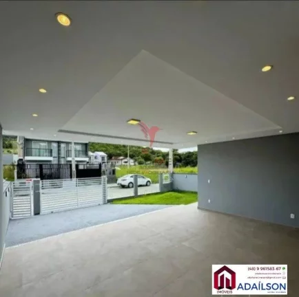 Imagem Casa com 3 Quartos e 2 banheiros à Venda, 116 m² por R$ 749.900