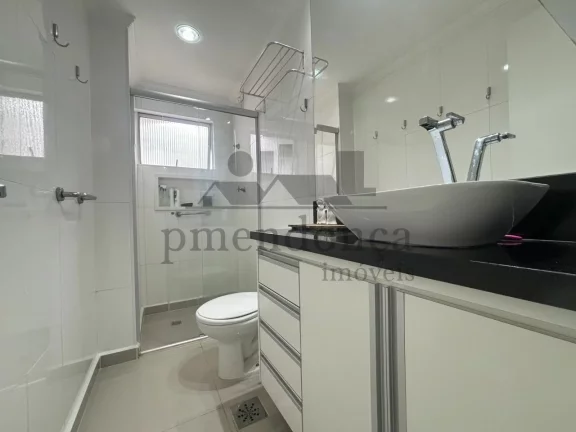 Imagem Lindo apartamento todo reformado com living para 2 ambientes , sacada, 2 dormitórios com armários ...