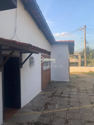 Imagem Casa COMERCIAL no miolo da Granja Viana