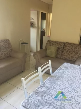 Imagem Lindo apartamento todo reformado com ótima localização próximo a Comércios e fácil acesso a transportes publico.