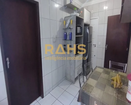 Imagem Apartamento 1 suíte mais 3 quartos no Centro em Joinville - SC por R$480.000,00. Conta com uma exce...