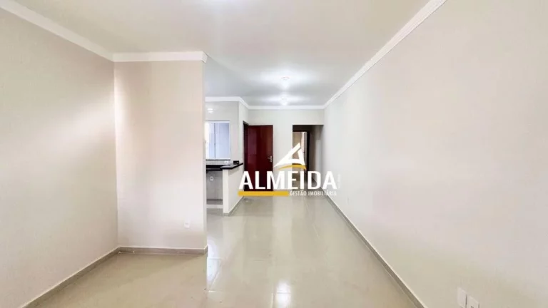 Imagem Casa com 2 dormitórios à venda, 100 m² por R$ 420.000,00 - Jardim Cherveson - Rio Claro/SP