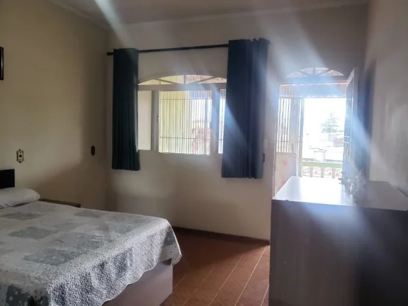 Imagem Sobrado com 3 dormitórios à venda, 194 m² por R$ 680.000,00 - Vila Lúcia - Poá/SP