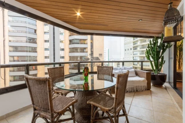 Imagem Apartamento a venda, Perdizes, 244m², 4 dormitórios, 3 suites, 4 vagas fixas, lazer completo, varan