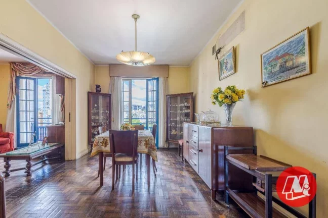 Imagem Na 24 de Outubro 203 m² privativos, 4 dormitórios e vaga.