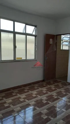Imagem Sobrado à venda, 114 m² por R$ 370.000,00 - Mutuá - São Gonçalo/RJ