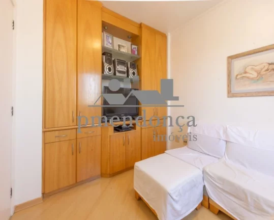 Imagem Apartamento à venda na Rua Apinajés com 3 quartos( 1 suíte )e 2 vagas, 130m²