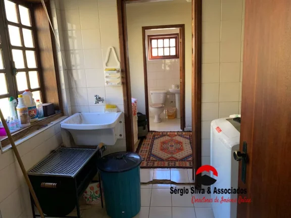 Imagem Casa para Locação Anual na Região do Alto do Capivari em Campos do Jordão.