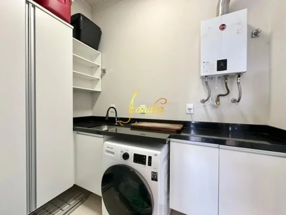 Imagem Excelente Casa no Condomínio Capão Ilhas! Estilo Contemporânea, mobiliada e decorada, composta por 03 suítes