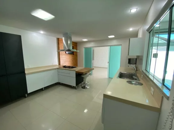 Imagem Casa com 6 dormitórios à venda sendo 5 suítes, 496.51 m² por - R$ 6.500.000,00 - Estados - Bal. Camboriú/SC