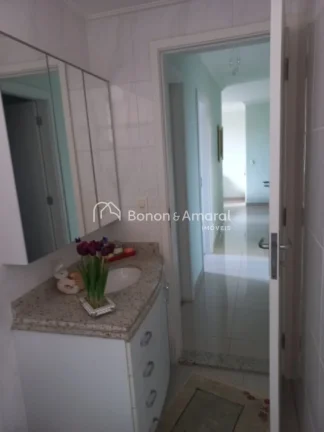 Imagem Amplo apartamento com 95m², com 3 quartos, sendo 1 suíte, todos com planejados de alta qualidade. ...