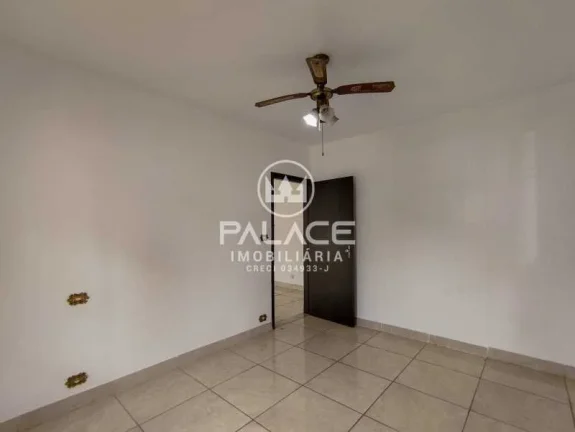 Imagem Excelente casa térrea com localização privilegiada no bairro Paulista em Piracicaba SP.
 Imóvel ...