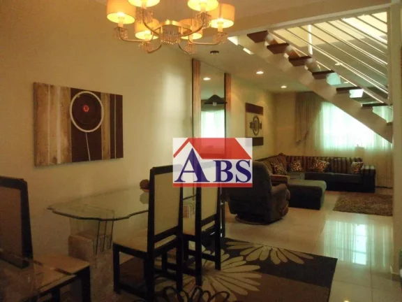 Sobrado com 3 dormitórios à venda, 142 m² por R$ 595.000,00 - Vila Ponte Nova - Cubatão/SP