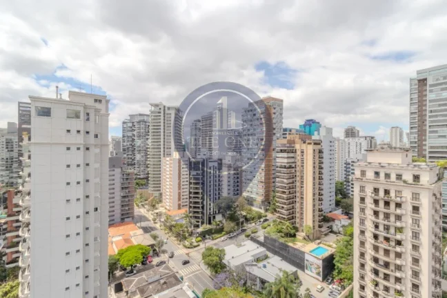 Imagem Cobertura de Luxo em Moema, São Paulo-SP: 3 Quartos, 3 Suítes, 2 Salas, 4 Banheiros, 6 Vagas de Garagem, 398m² de Área.