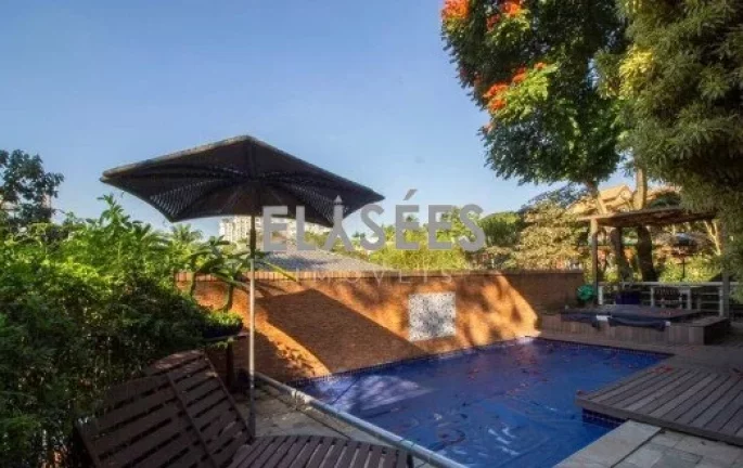 Imagem Casa RESIDENCIAL em SÃO PAULO - SP, JARDIM SÍLVIA (ZONA OESTE)