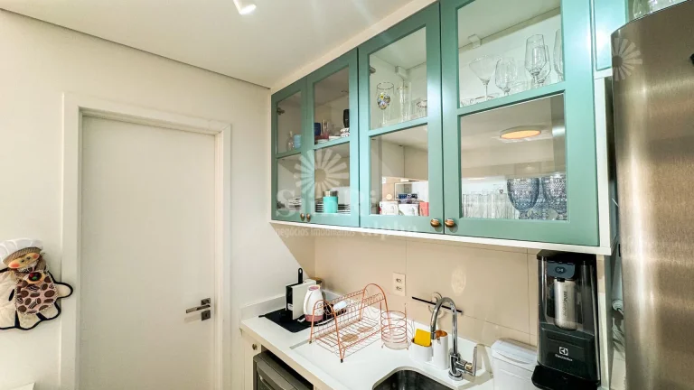 Imagem Apartamento Mobiliado à Venda com 3 quartos e 3 vagas - 110 m² - R$1.599.000, - Alphaville Parc Athenee - Barueri/SP