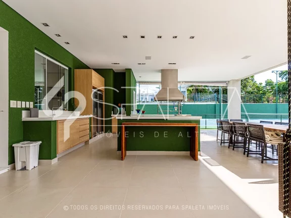Imagem Mansão contemporânea com heliponto particular à venda no condomínio Jardim Acapulco no Guarujá
