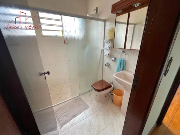 Imagem Casa à venda com 179m², 3 quartos e 2 vagas - Jardim Umarizal