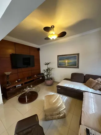 Imagem Casa alto padrão no condomínio Jardim das Palmeiras