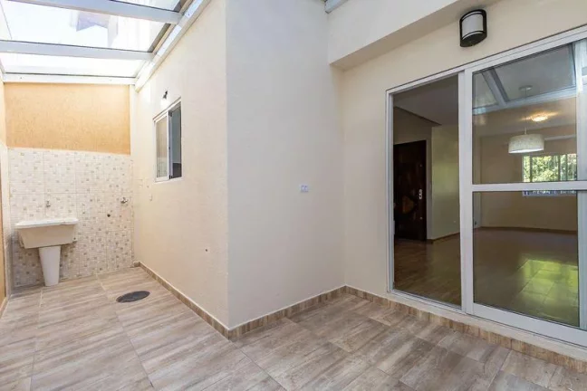 Imagem Sobrado à Venda – Santo Inácio, Curitiba | 3 Quartos e 3 Vagas