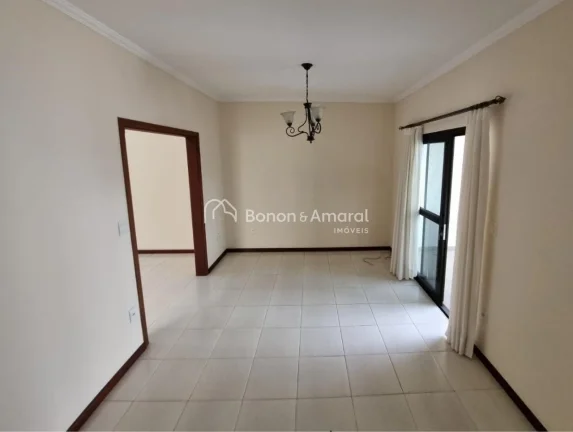 Imagem Charmosa e bem distribuída, esta casa de 182m² oferece conforto e praticidade em uma localização...