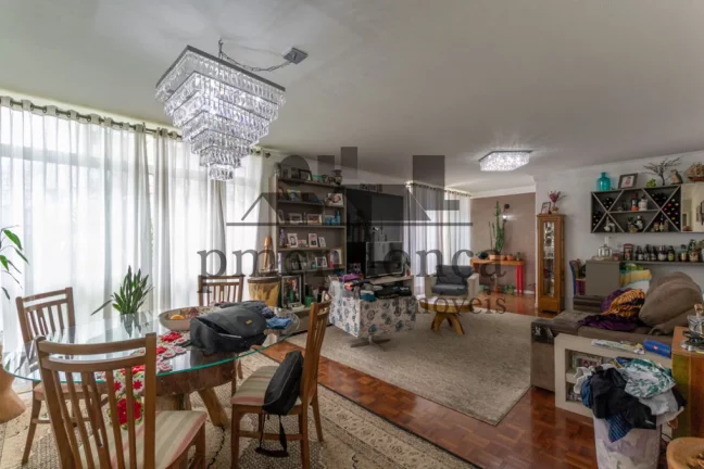 Imagem Apartamento na Rua Cardoso de Almeida com 3 quartos e 2 vagas, 140m²