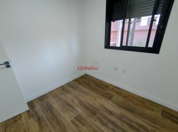 Imagem Casa Nova com 3 dormitórios e jacuzzi no bairro Ponta da Praia em Santos por R$2.200.000,00
