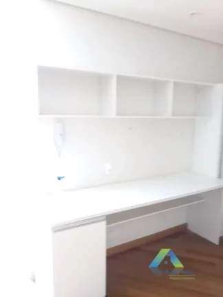 Imagem Apto duplex à 200 metros do metro Conceição 138 metros quadrados distribuídos em dois pisos Dois quartos com armários planejados Dois banheiros .