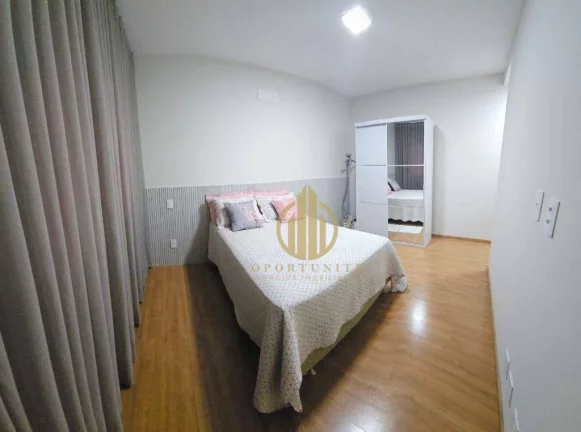 Imagem Casa com 3 dormitórios à venda, 308 m² por R$ 1.500.000 - Cascalho - Lavras/MG