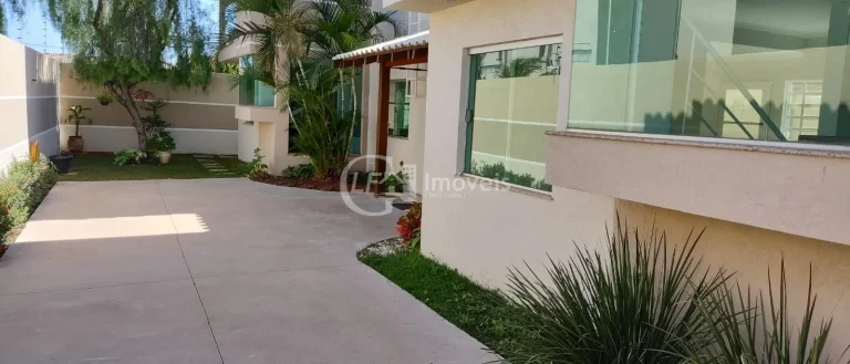 Imagem Casa em Condomínio à Venda em Campo Grande-MS, Bairro Carandá Bosque: 2 Quartos, 2 Suítes, 2 Salas e 112,27 m² de Área
