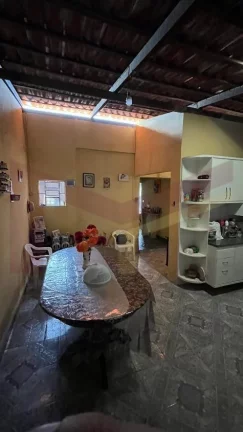 Imagem Casa ampla, 3 quartos, Conjunto Centenário. Bairro Queimadinha